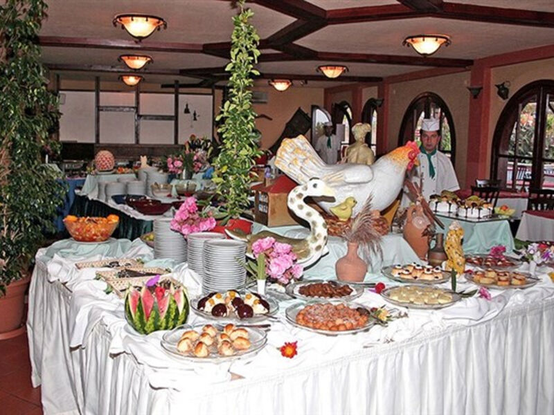 Club Tropical Beach