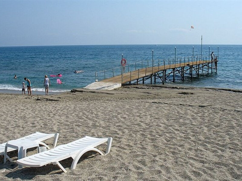 Club Tropical Beach