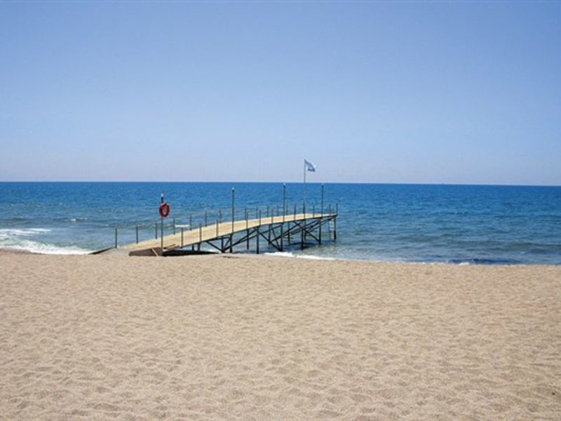 Club Tropical Beach