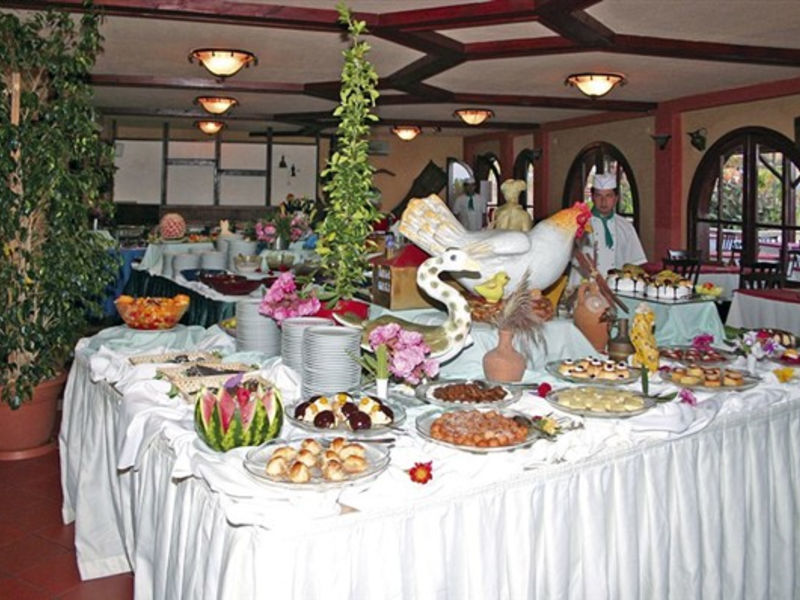Club Tropical Beach