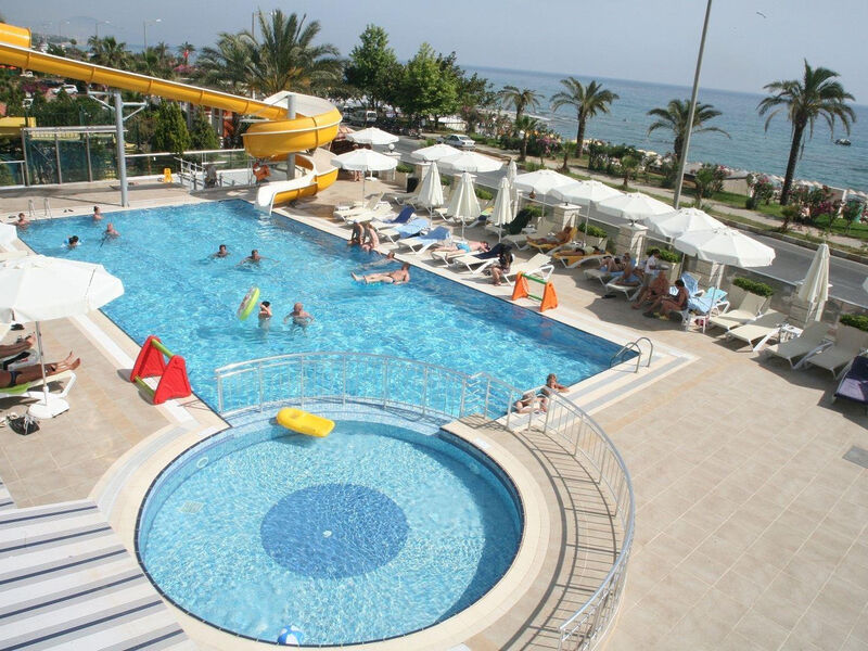 Club Hotel Turan Prince World