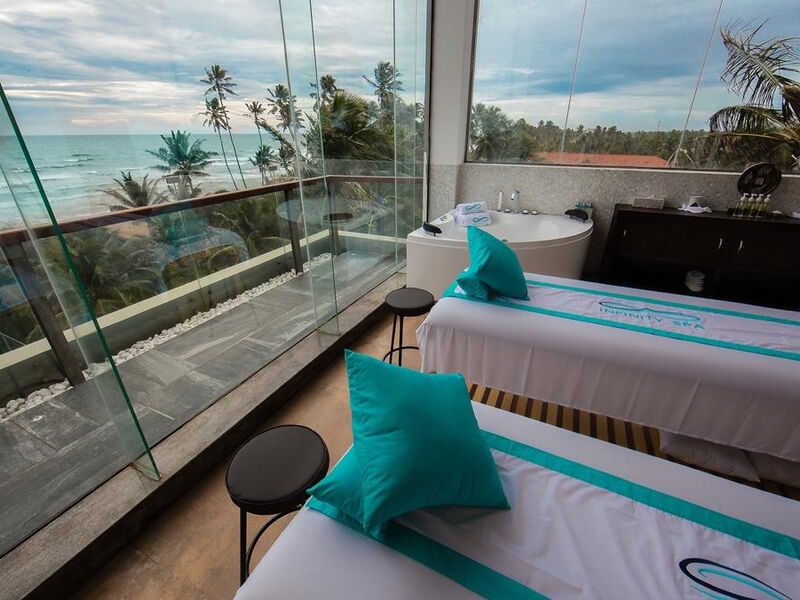 Club Waskaduwa Resort & Spa