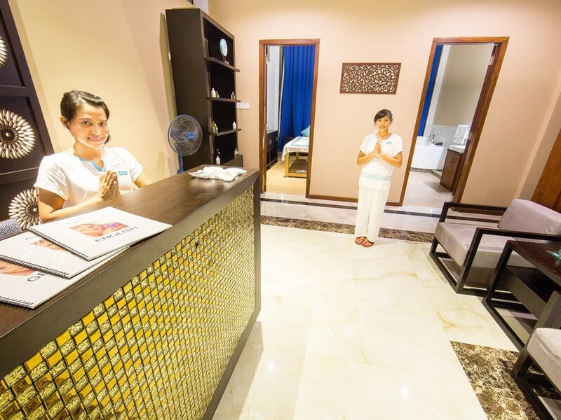 Club Waskaduwa Resort & Spa
