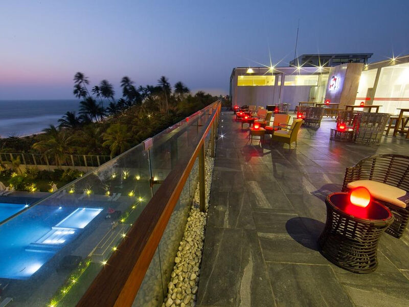 Club Waskaduwa Resort & Spa