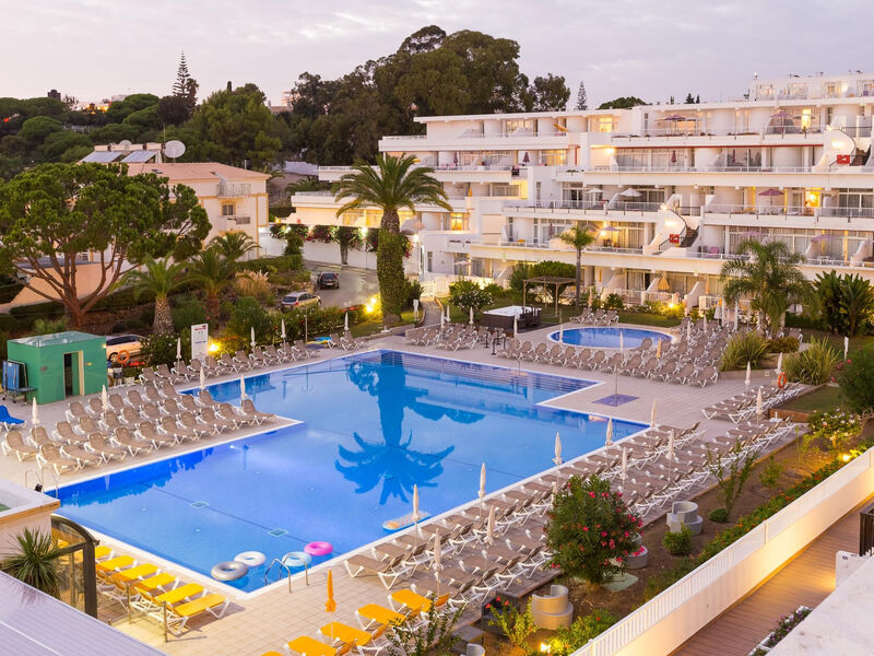 Clube Praia Da Oura