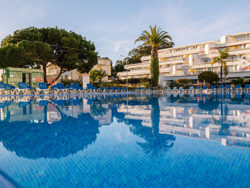 Clube Praia Da Oura