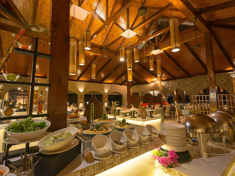 Coco De Mer & Black Parrot Suites