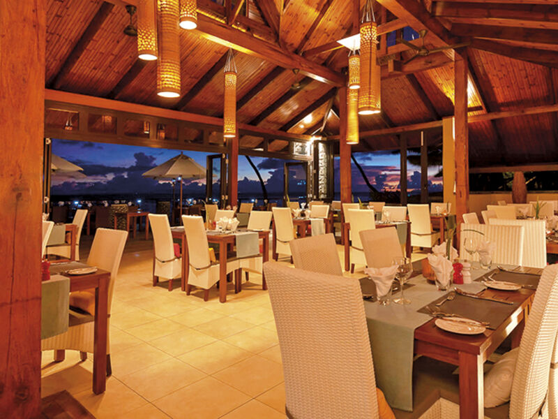 Coco De Mer & Black Parrot Suites