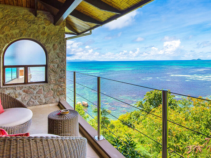 Coco De Mer & Black Parrot Suites
