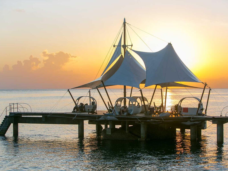 Coco De Mer & Black Parrot Suites