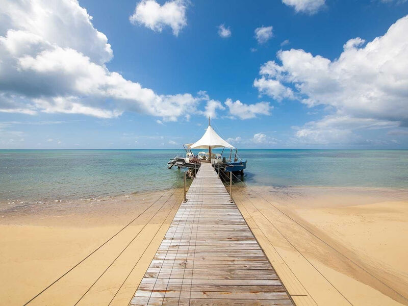 Coco De Mer & Black Parrot Suites