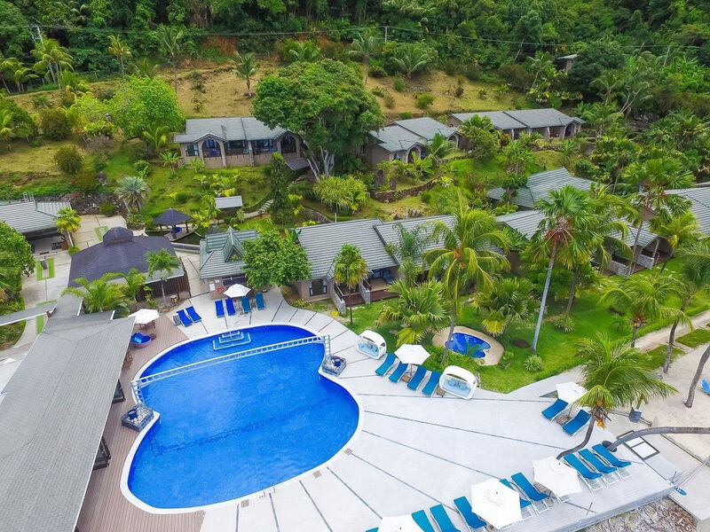 Coco De Mer & Black Parrot Suites