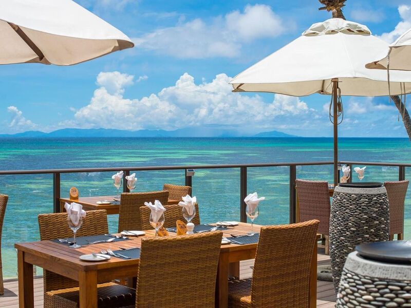 Coco De Mer & Black Parrot Suites