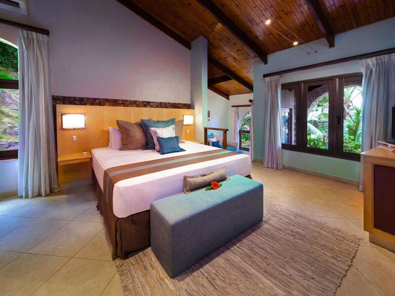 Coco De Mer & Black Parrot Suites