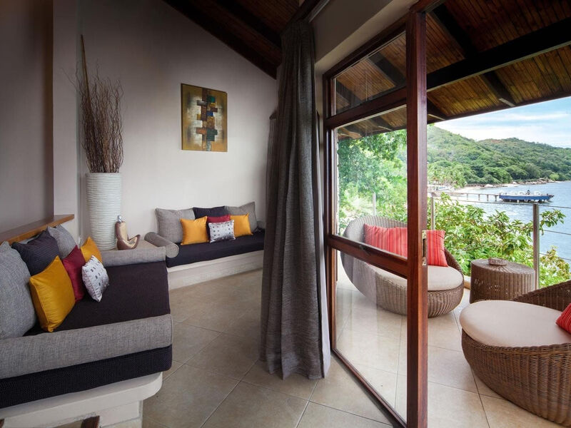 Coco De Mer & Black Parrot Suites