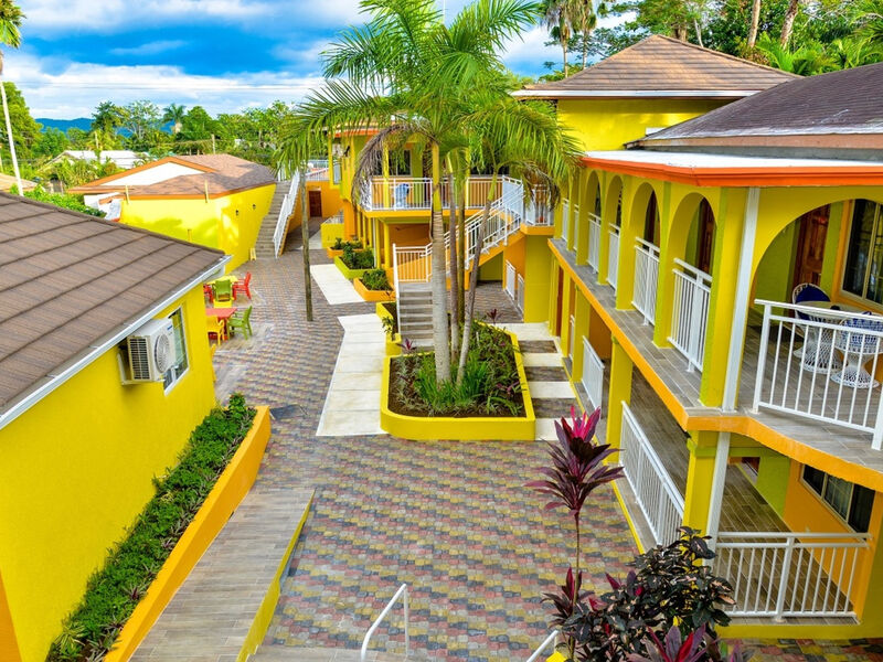 Coco La Palm Seaside Resort