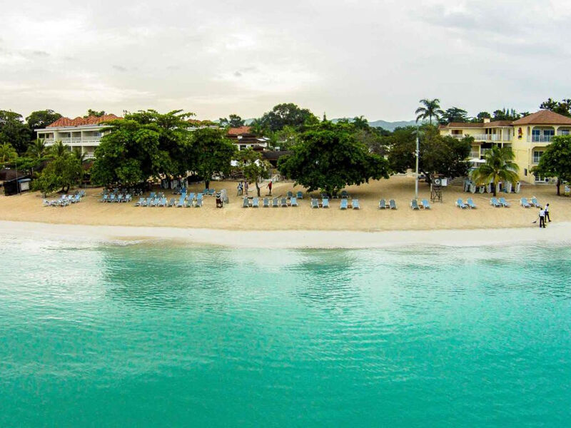 Coco La Palm Seaside Resort