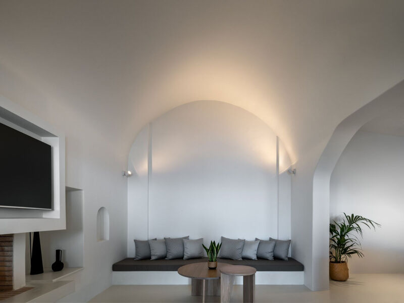 Colombo'S Beachfront