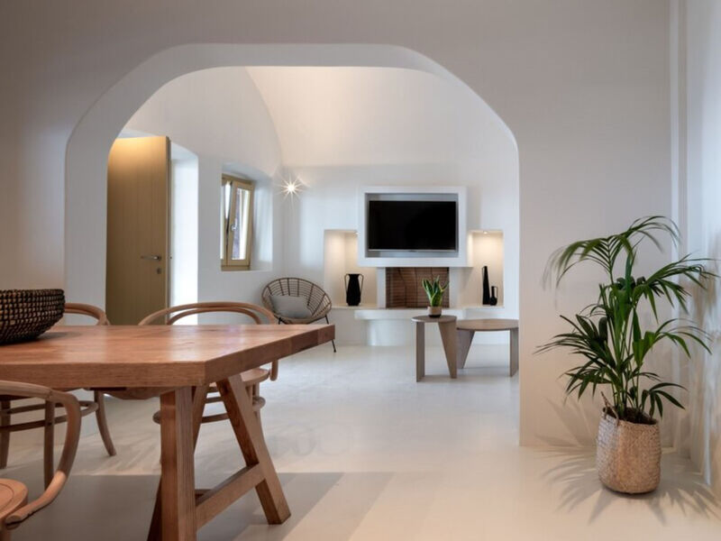 Colombo'S Beachfront