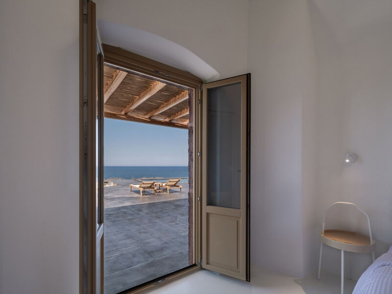 Colombo'S Beachfront