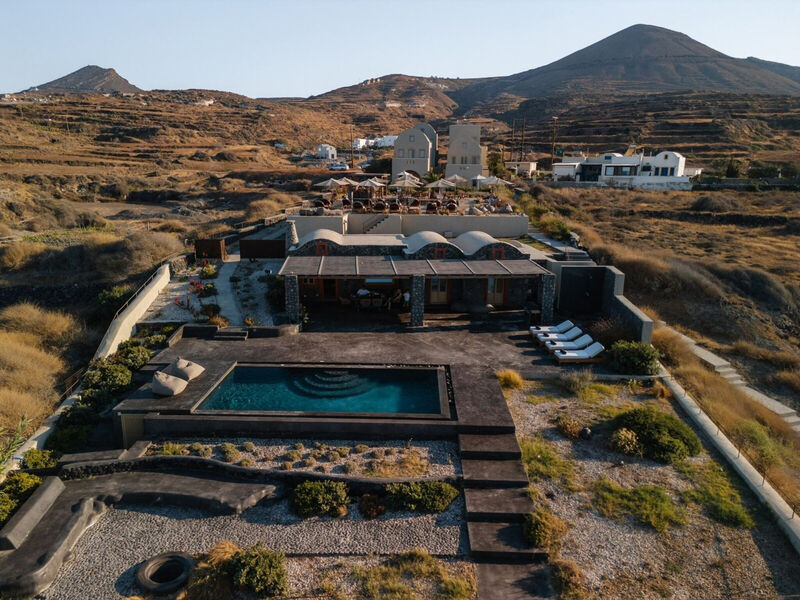 Colombo'S Beachfront