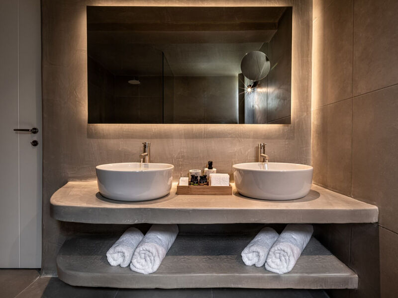 Colombo'S Beachfront