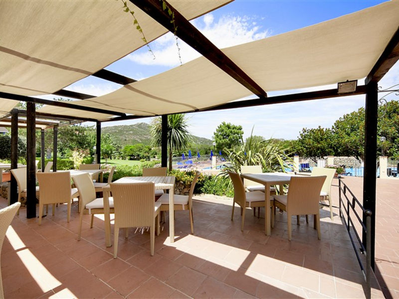 Colonna Beach Hotel & Residence