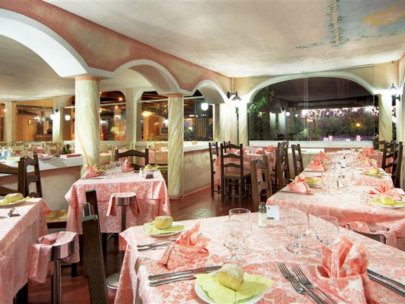 Colonna Beach Hotel & Residence