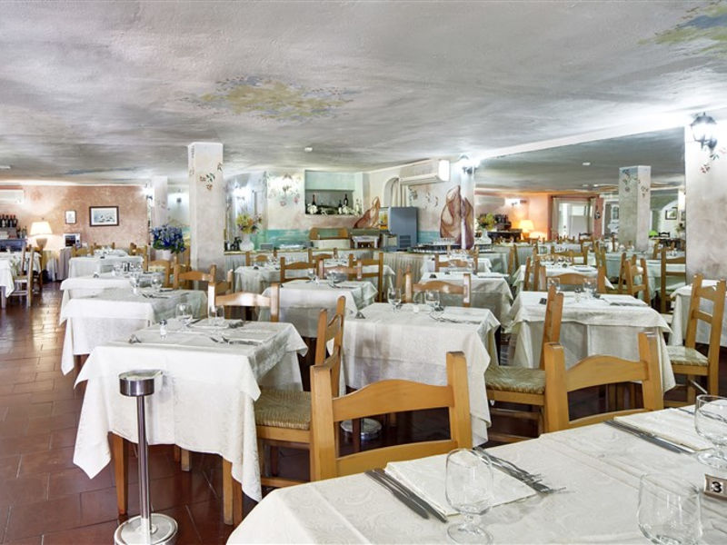 Colonna Beach Hotel & Residence