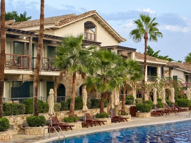 Columbia Beach Resort