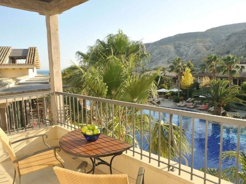 Columbia Beach Resort