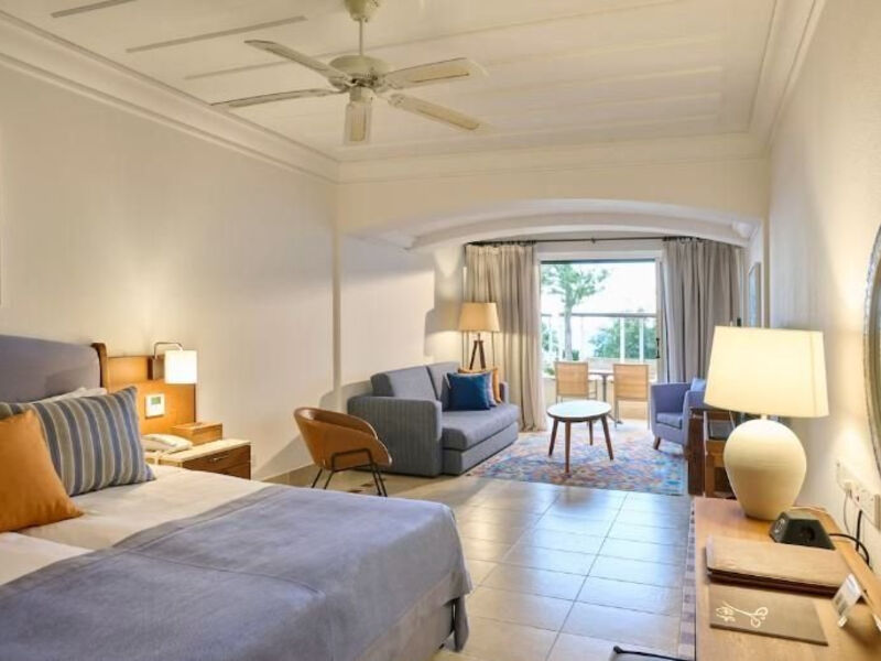 Columbia Beach Resort