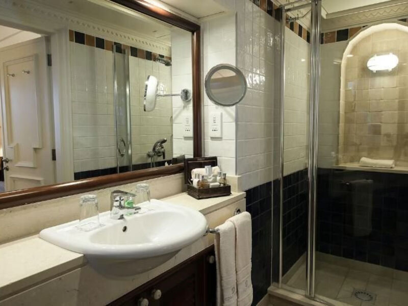 Columbia Beach Resort