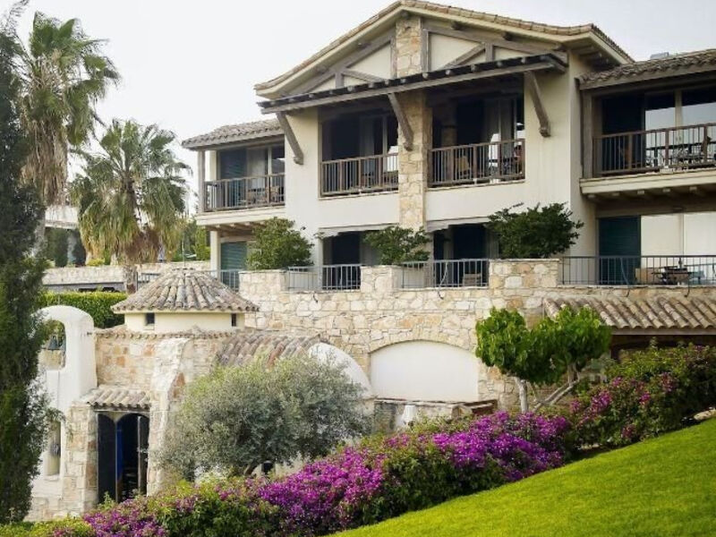 Columbia Beach Resort