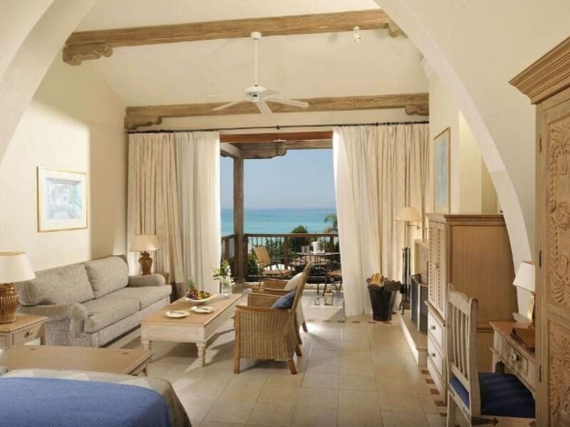 Columbia Beach Resort