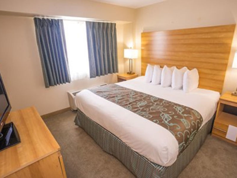 Comfort Suites