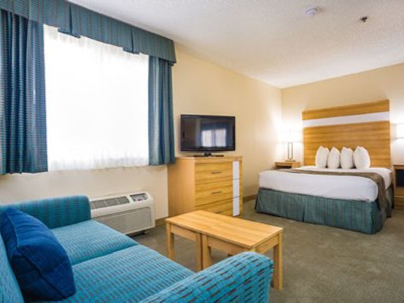 Comfort Suites