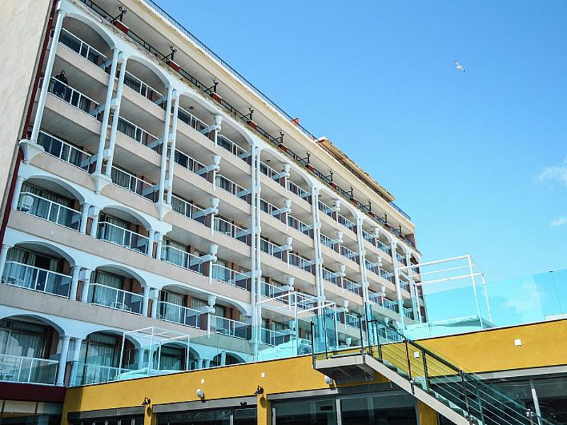 Seramar Comodoro Playa