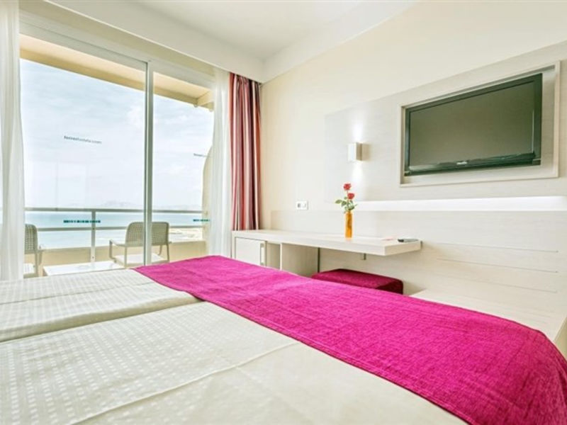 Ferrer Concord Hotel & Spa