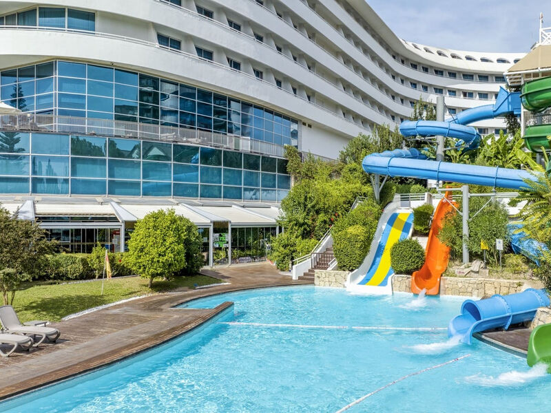 Concorde Deluxe Resort