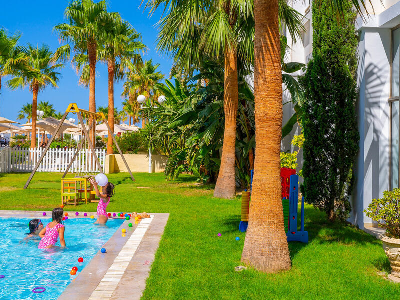 Barcelo Green Park Palace