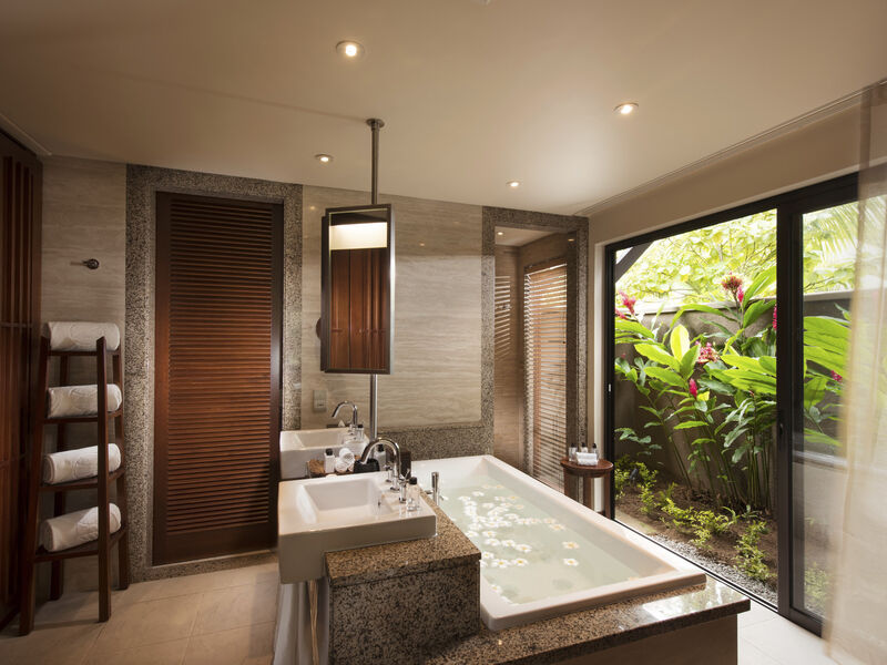 Constance Ephelia Resort