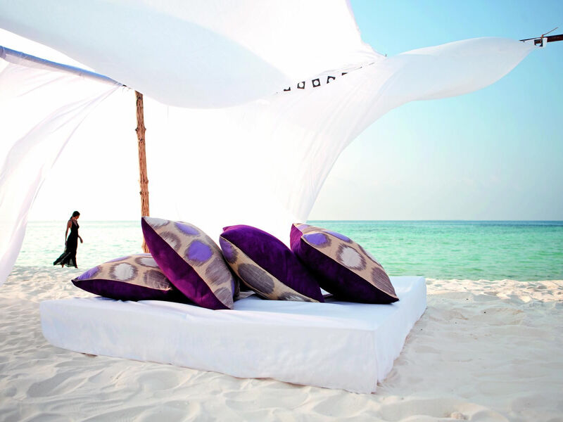 Constance Moofushi Maldives