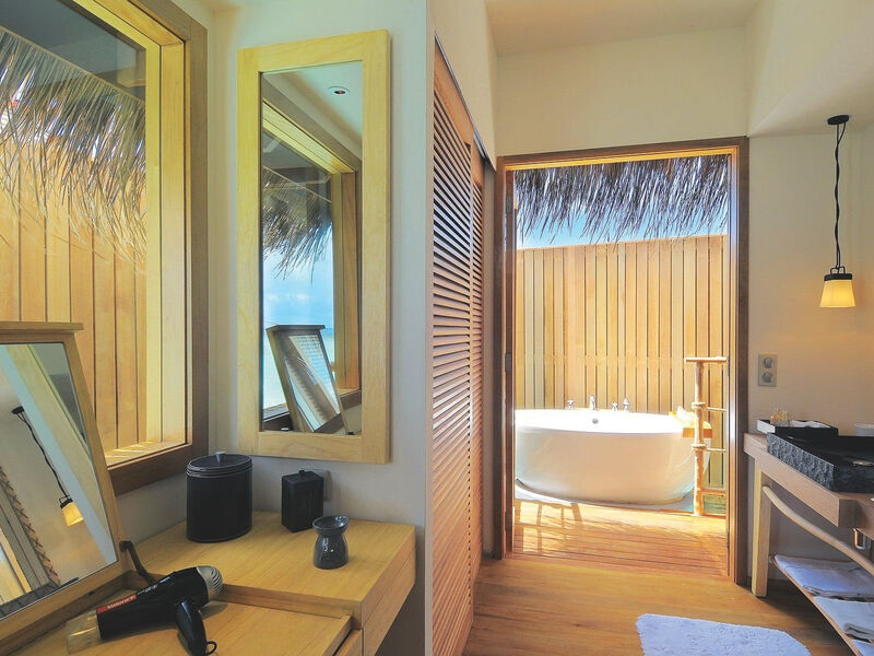 Constance Moofushi Maldives