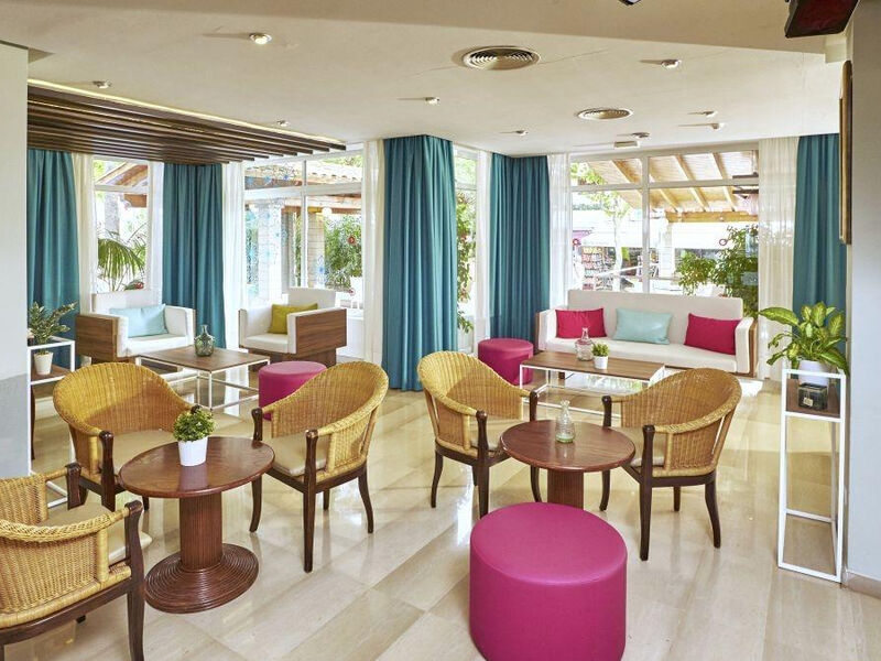 Cooee Cap De Mar Apartmentos