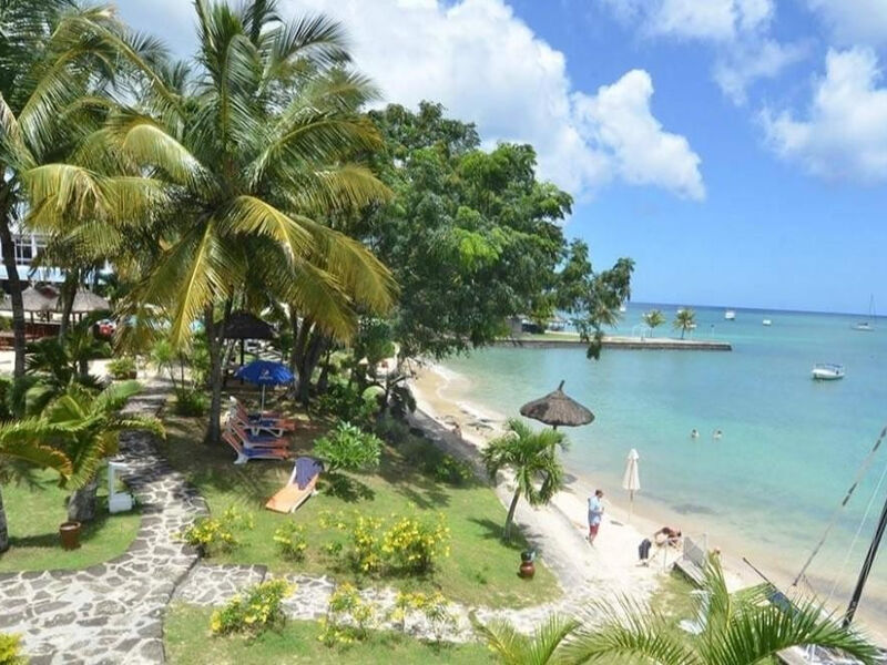 Mont Choisy Coral Azur Beach Resort