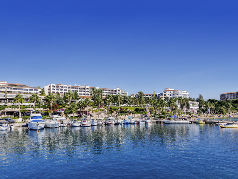 Coral Beach & Resort