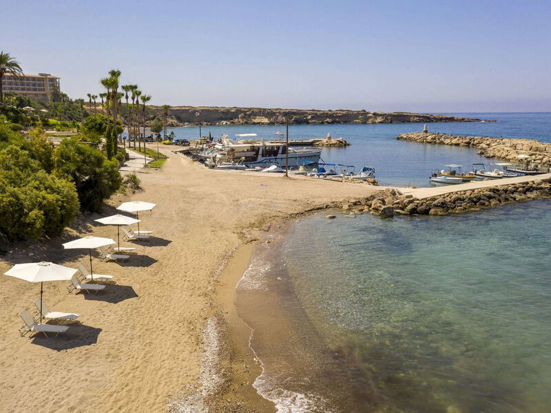 Coral Beach & Resort