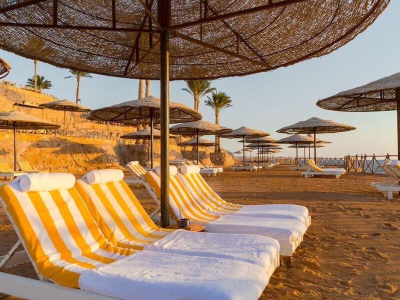 Coral Beach Tiran