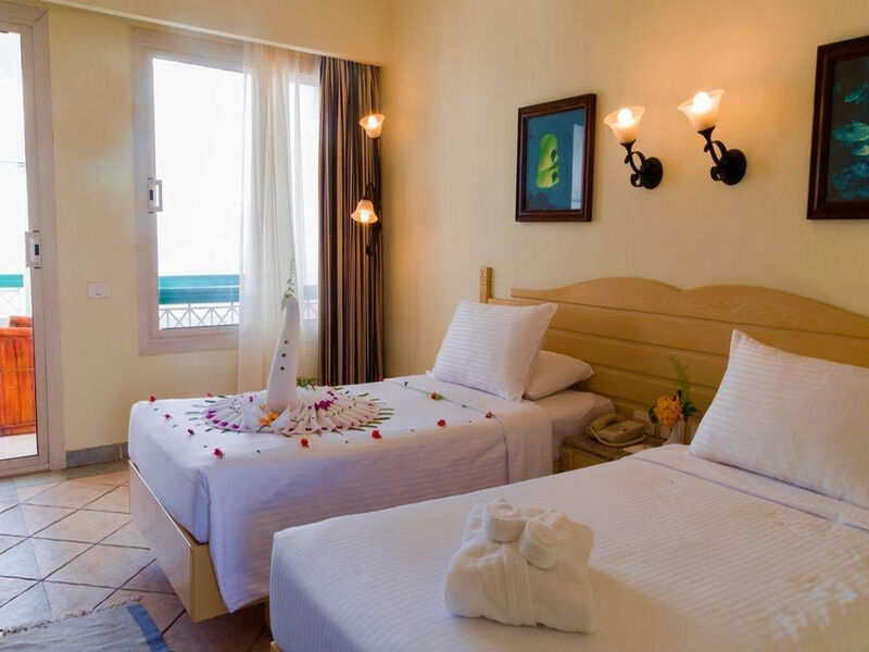 Coral Beach Tiran